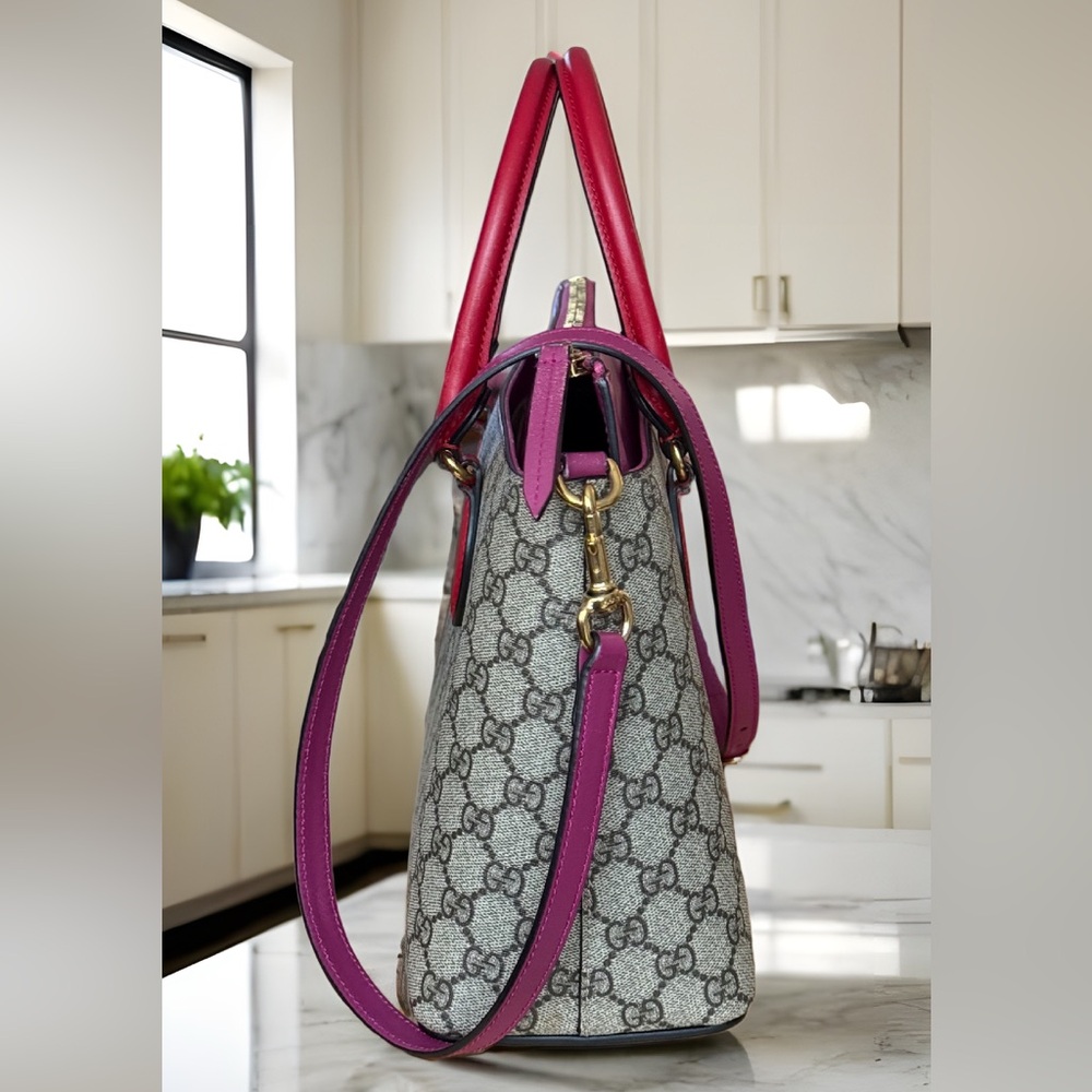 GUCCI GG MONOGRAM MOON CALFSKIN MEDIUM ZIP TOTE BEIGE, RED AND PINK - Picture 5 of 16